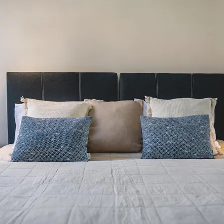 Kedves Vendeghaz Bed & Breakfast