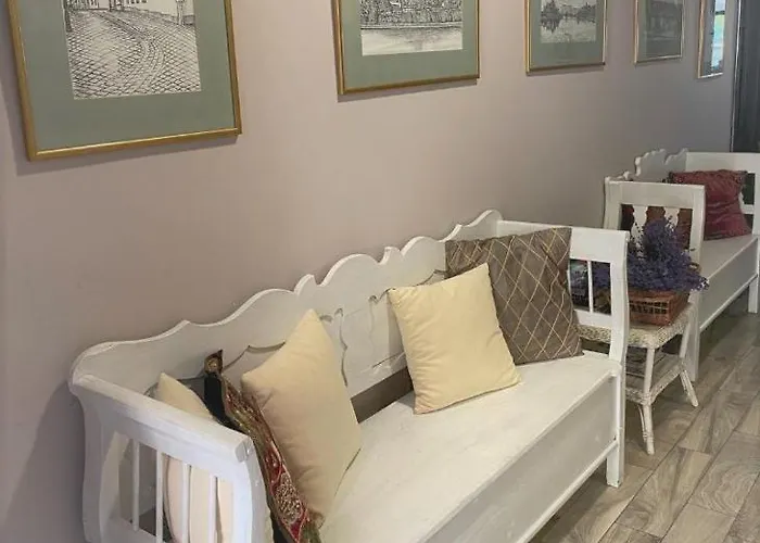 Kedves Vendeghaz فندق مبيت وإفطار بالاتونفوريد